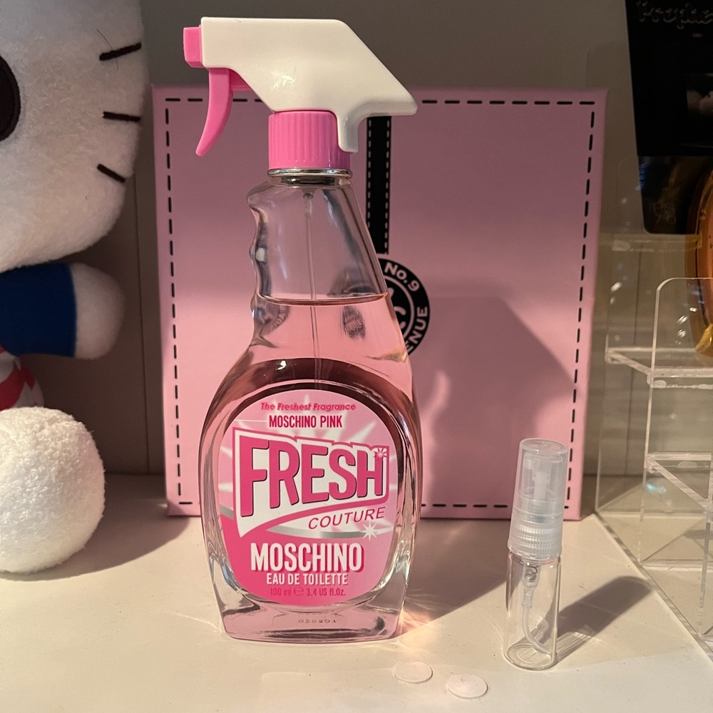 Moschino‎ Pink Fresh Couture Eau de Toilette decant